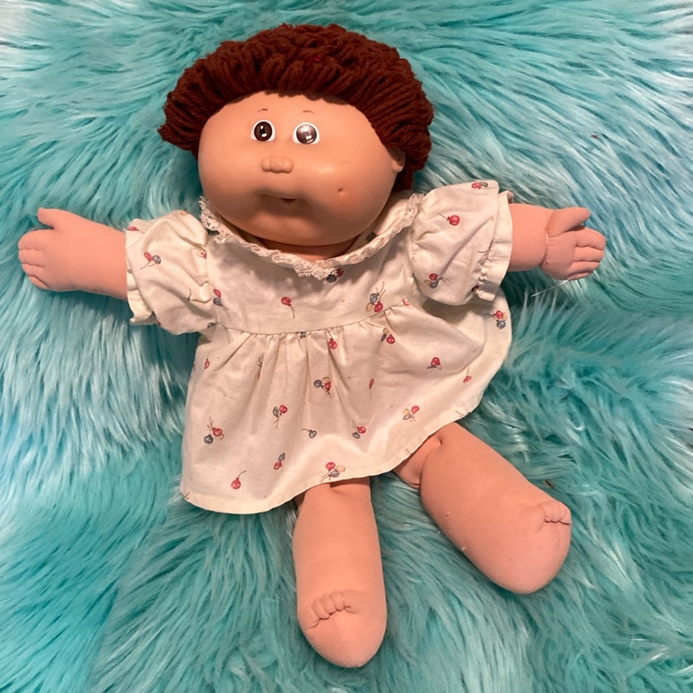 Vintage Cabbage Patch doll, red brown yarn hair